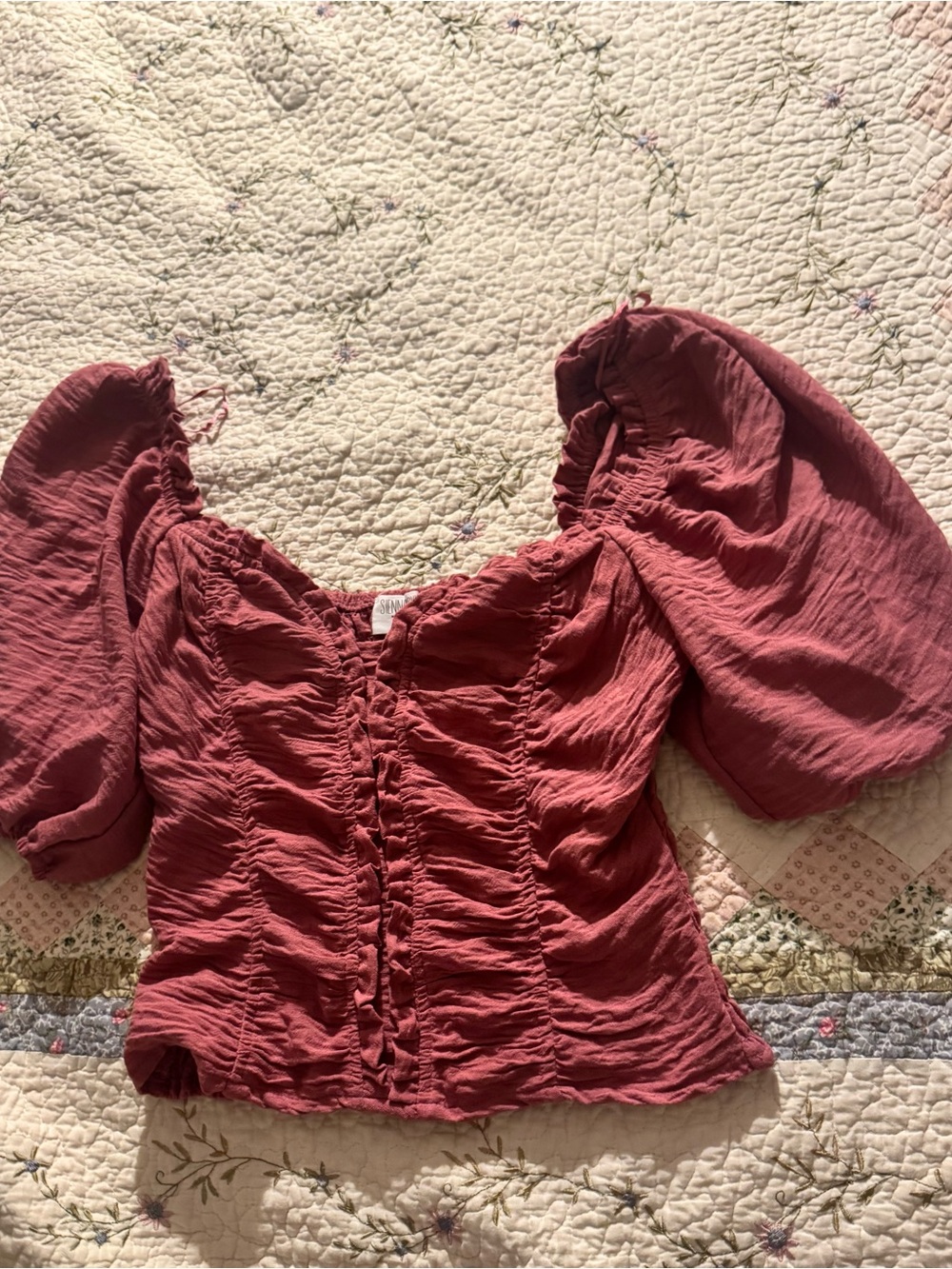 Sienna Sky Ruched Puff-Sleeve Blouse in Mauve